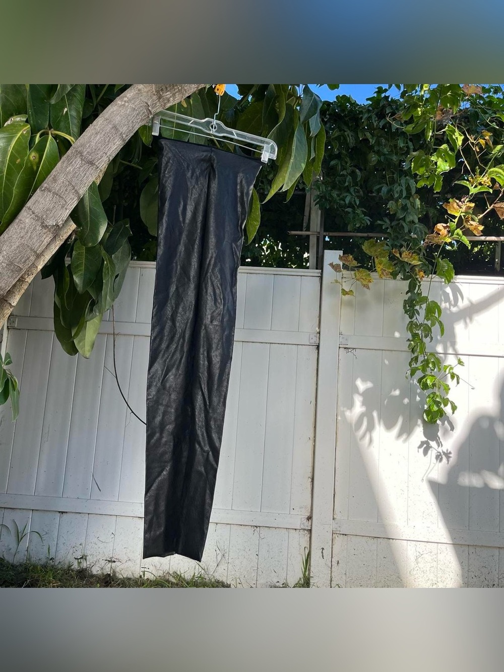 Commando Black Faux Vegan Leather High Waist Leggings Pants .
